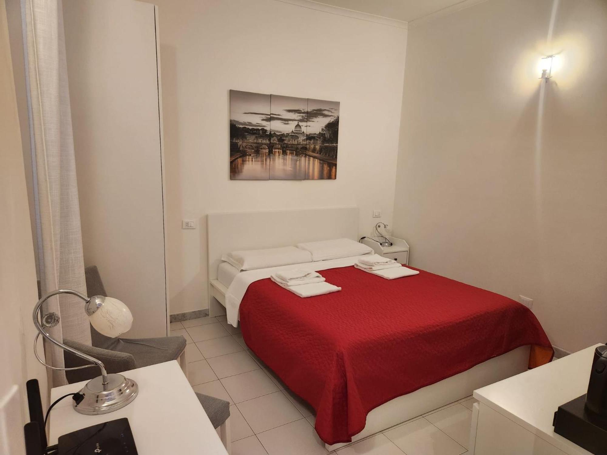 Monolocale Suite Con Terrazzino Рим Екстер'єр фото